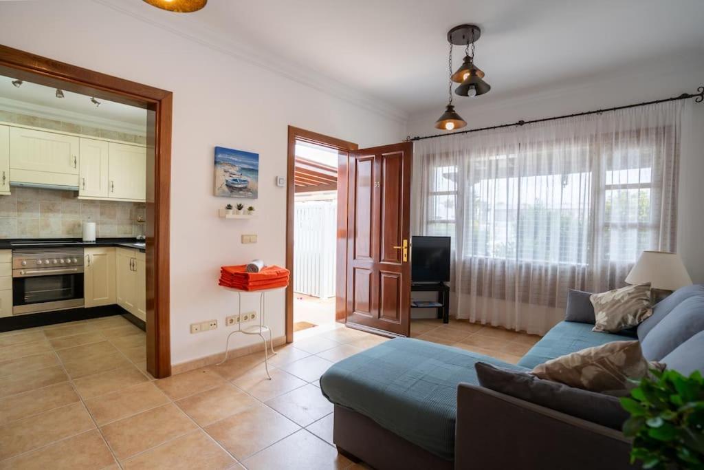 Beautiful Home In Lanzarote 5 Mins From Marina プラヤ・ブランカ エクステリア 写真